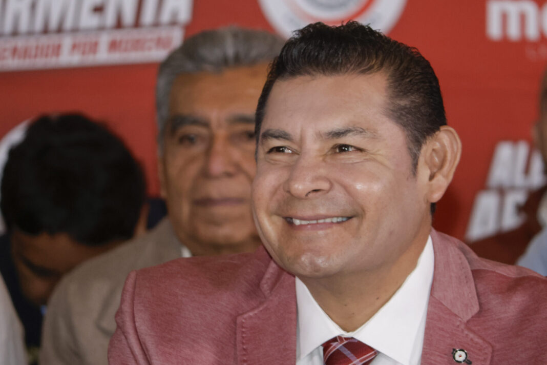 alejandro-armenta-612874