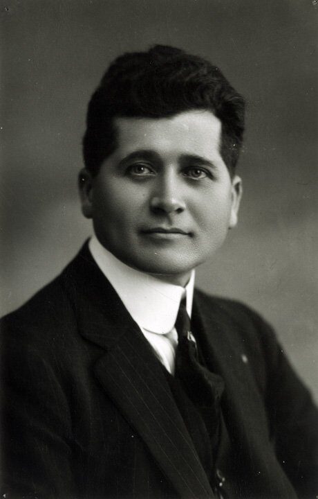 Efemérides del 7 de febrero