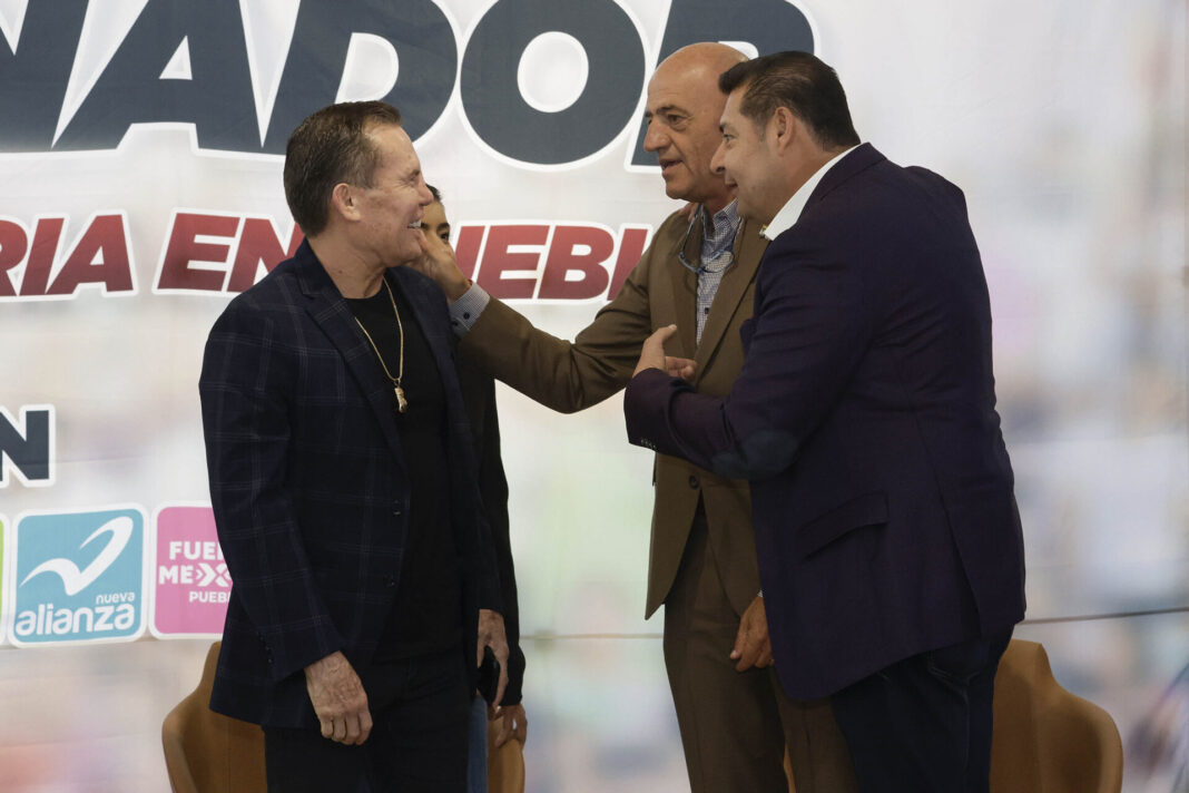 SIGAMOS HACIENDO HISTORIA