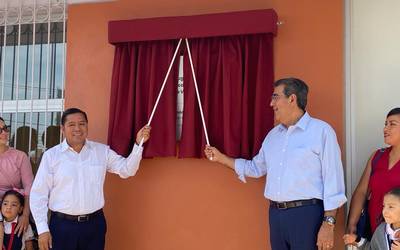 Autoridades entregan parque ecologico y preescolar en Cuautlancingo