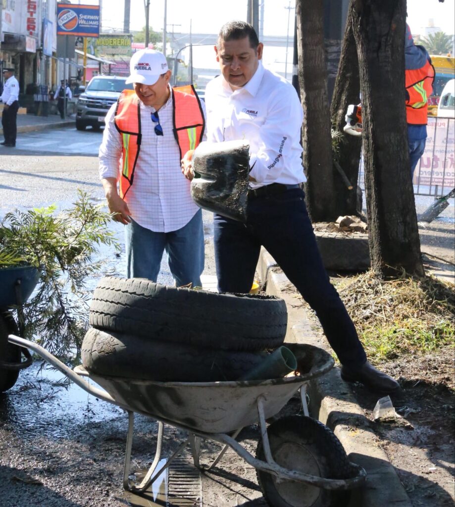 e212dba1 c9ef 4e80 ba69 b4b5af5865e3