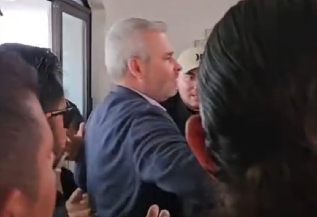 Screenshot_20251102_180217_com_whatsapp_MediaViewActivity_edit_73812779001475