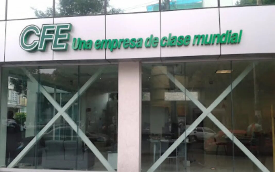 moodys-baja-calificacion-de-cfe-y-de-8-bancos-incluido-bbva-mexico-5523254f-focus-0-0-1479-828