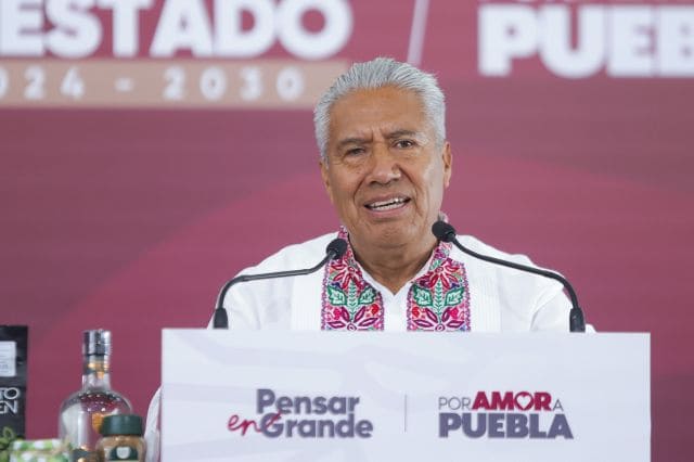 auditoria_a_la_sep_puebla_recupero_343_plazas_irregulares_manuel_viveros